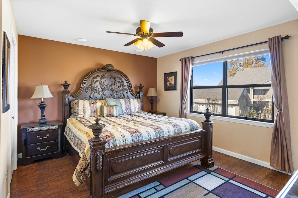 Branson Blessing Condo for 8!