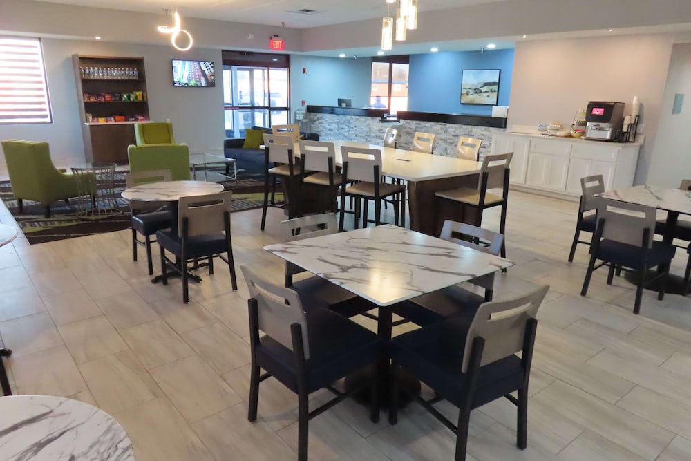 Childress Vacations - Best Western Childress West Hotel - Property Image 6