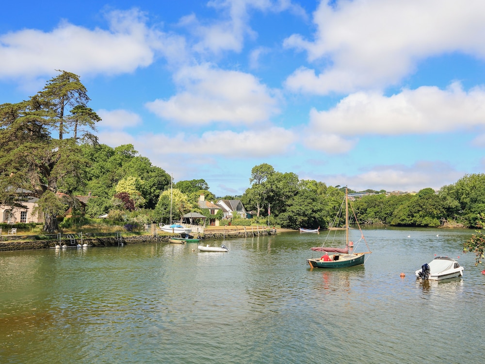 1 Crabshell Quay view 3