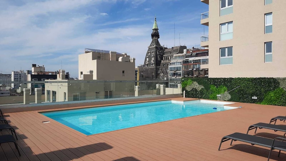 Ayres Suites Moreno