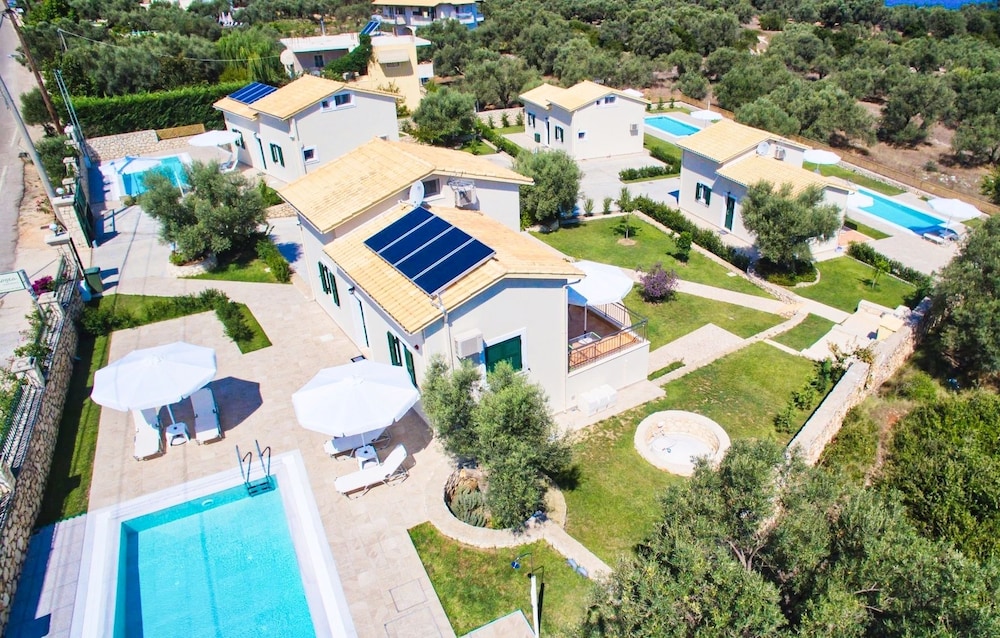 Hotel Lefkogea Villas - Image 1