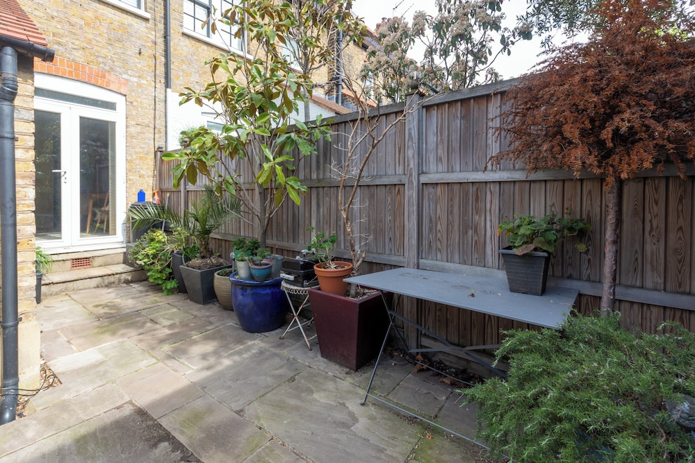 Beautiful & Cosy 2BD House - Southwark