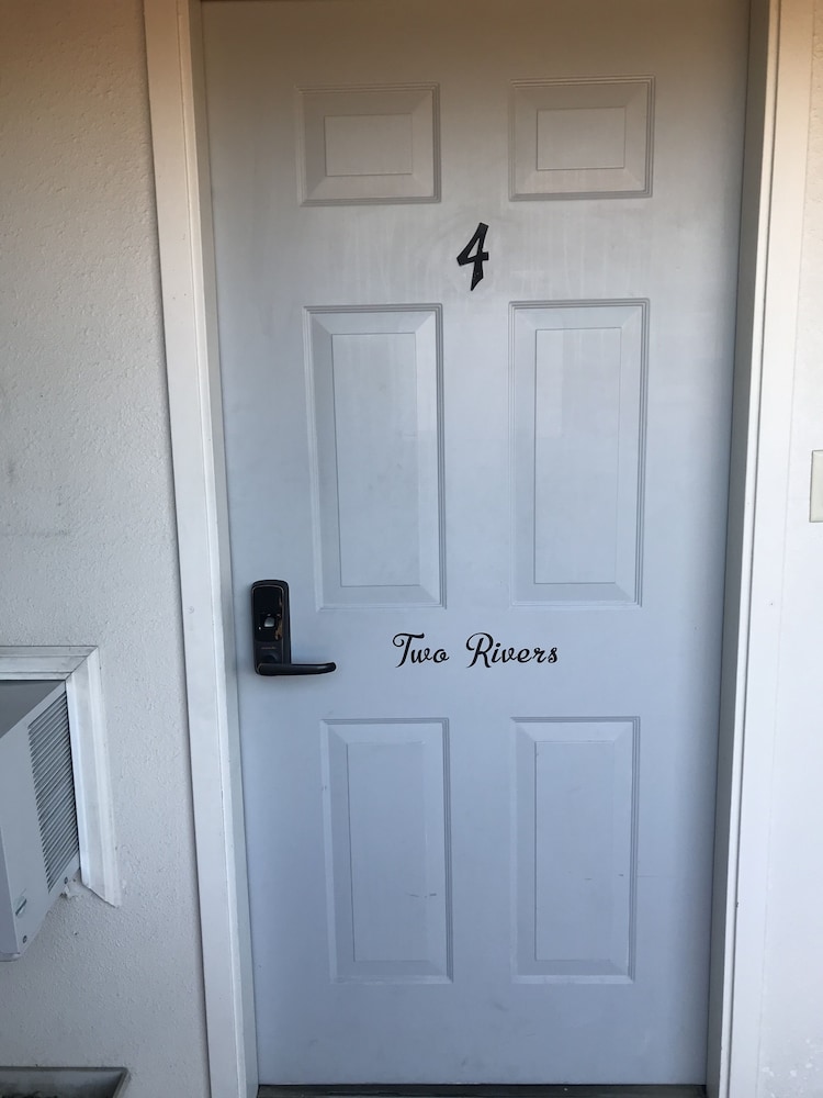 Castle Creek B&B