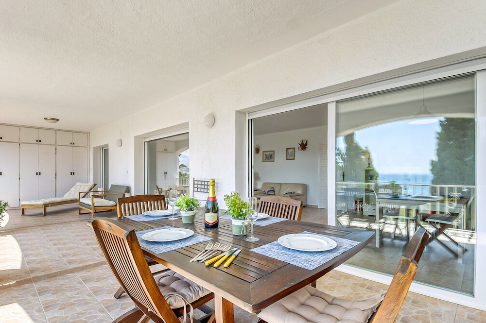 Apartment in Roses Near Canyelles Beach