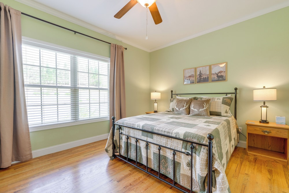 3 Mi to Hiawassee: 'berry Cute Country Cottage'