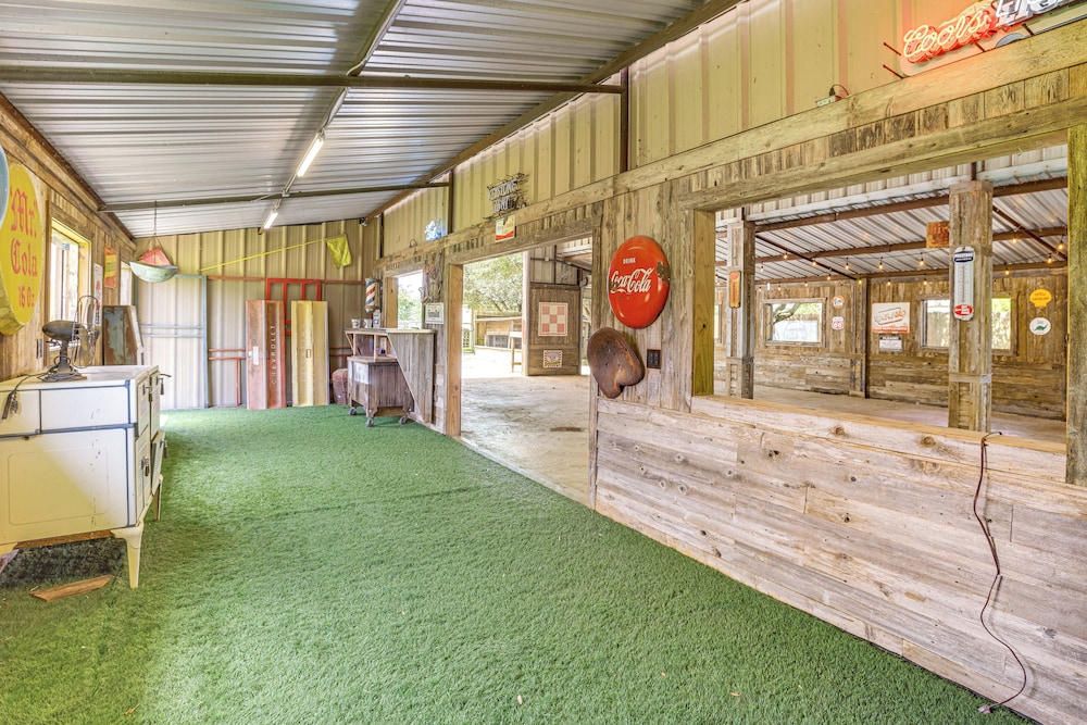 Lazy River Retreat in Cypress w/ Backyard Oasis!