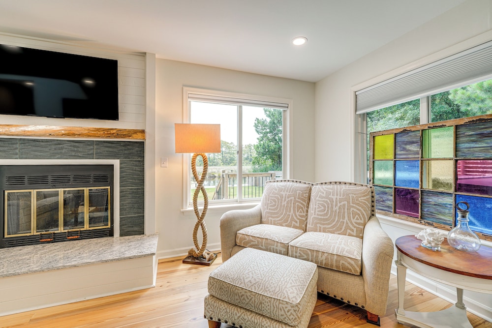Private Beach Access & Hot Tub: Kitty Hawk Haven