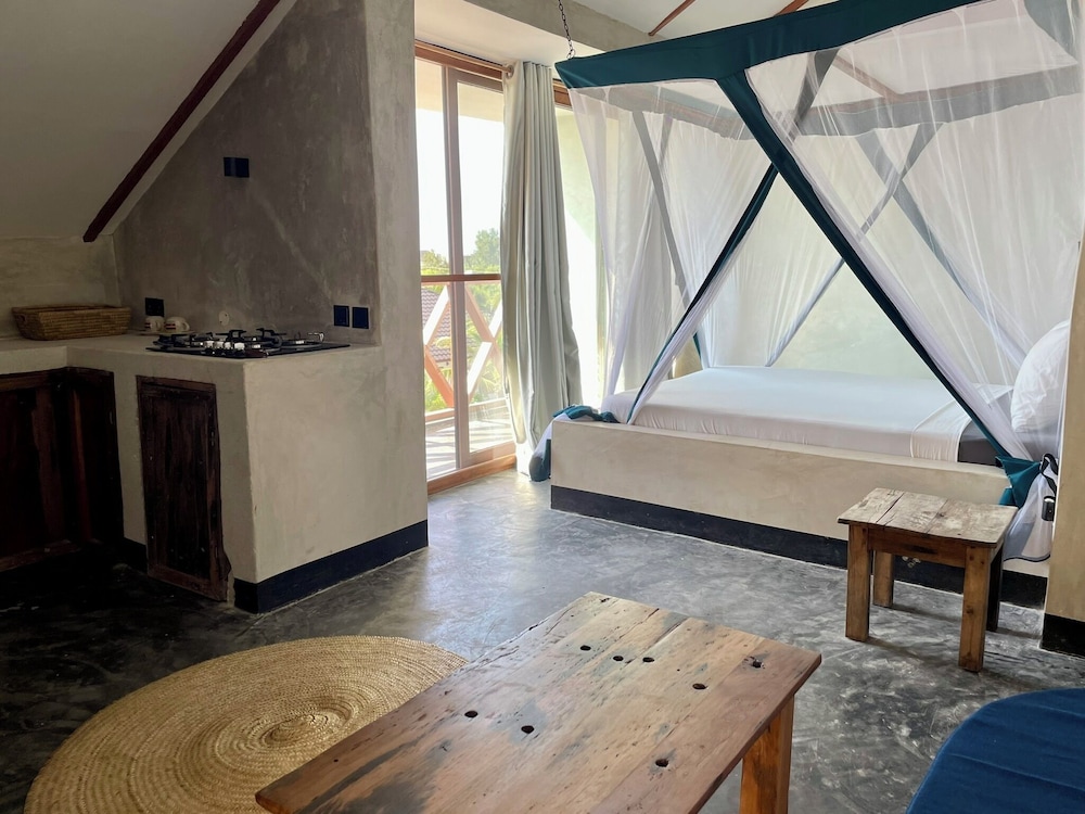 Baobab Bungalows