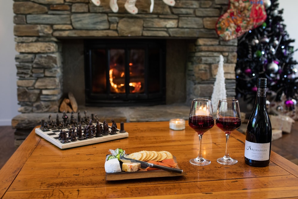 Maple Lodge