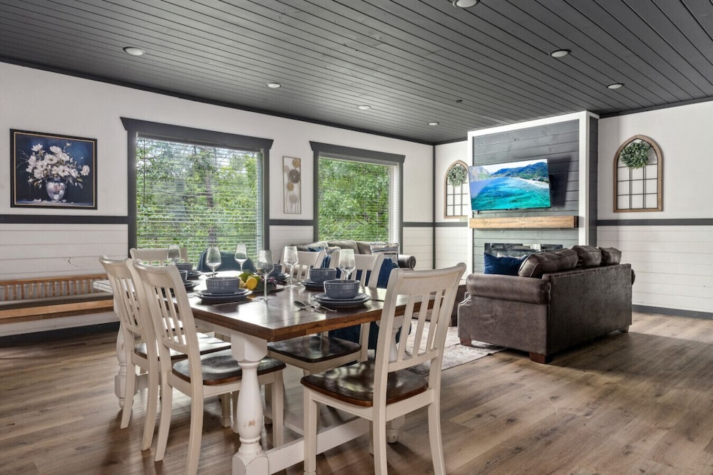 Summit Luxe Resort