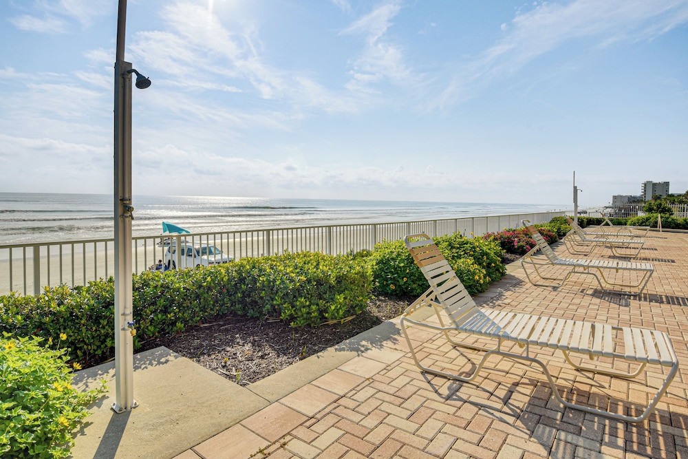 Direct Beach Access: NSB Condo w/ Community Perks
