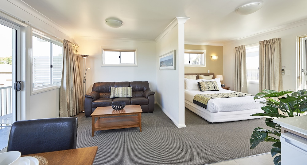Harbourview Serviced Apartments
