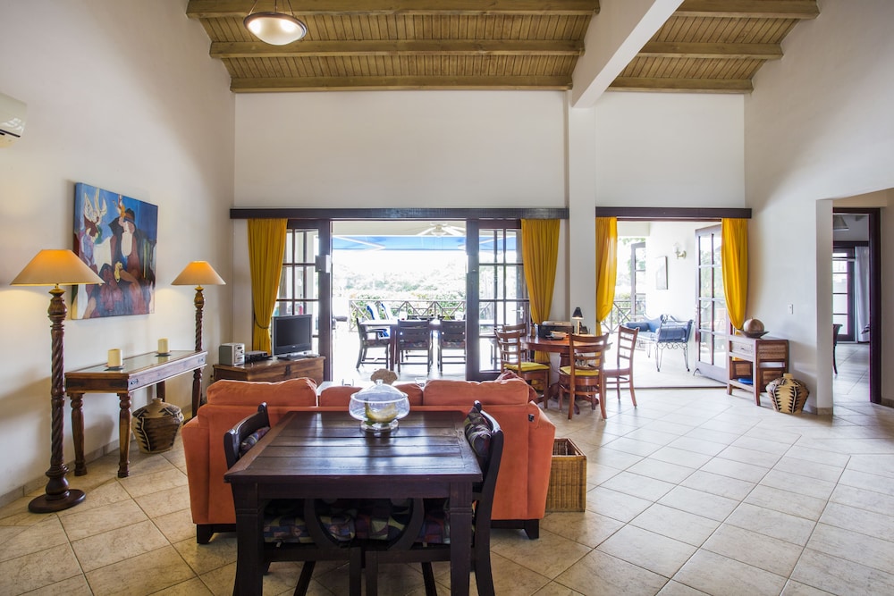 Blue Bay Bungalows