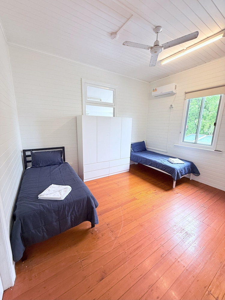 Beach accommodation shared facility