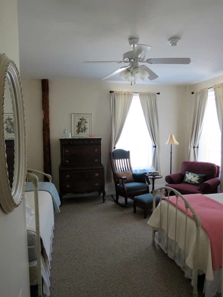 The Rosemont Inn