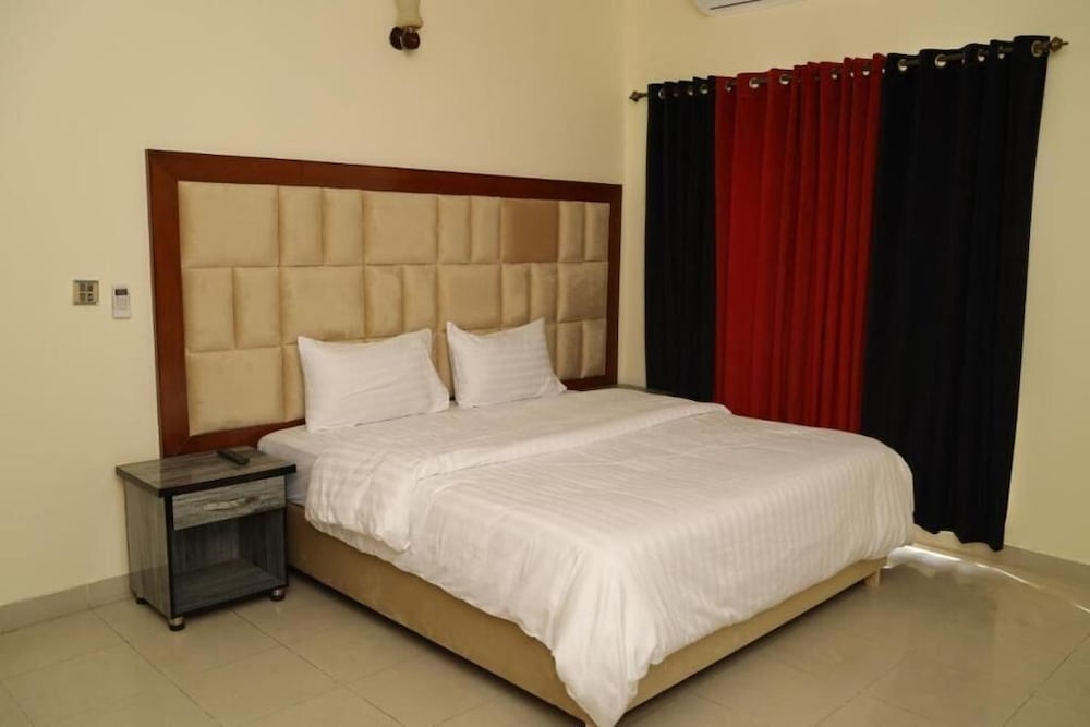 Zaib Guest House E-11 Islamabad