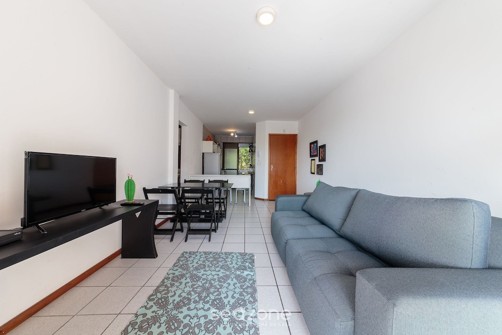 Apt 300m From the Charming Praia Brava Ccu203