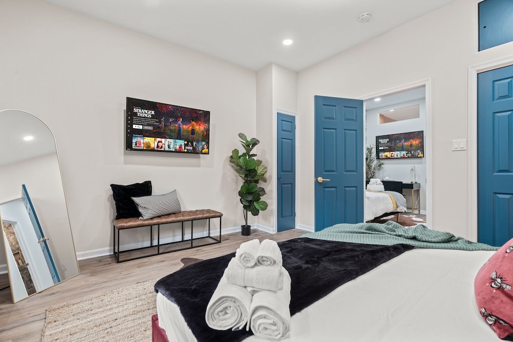 Stylish 1BR/1.5Bath Near Liberty Bell