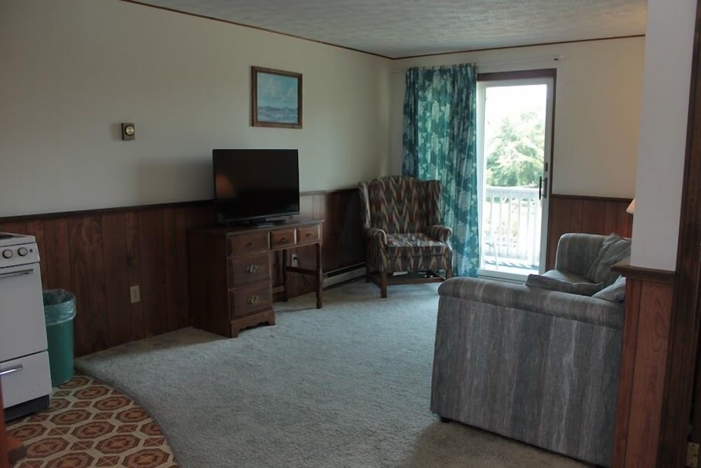 The Villager Motel