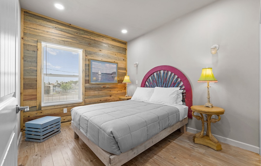 Waterfront Escape w/ Views Shared Pool & Boat Dock Orange Crush by Avantstay
