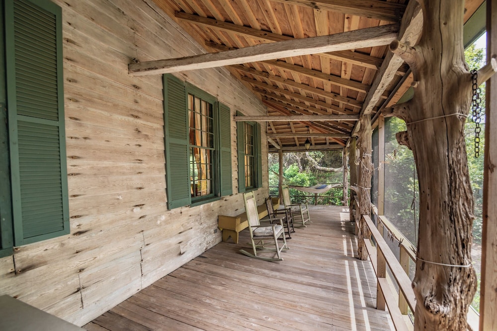 Lachicotte Vacation Rentals