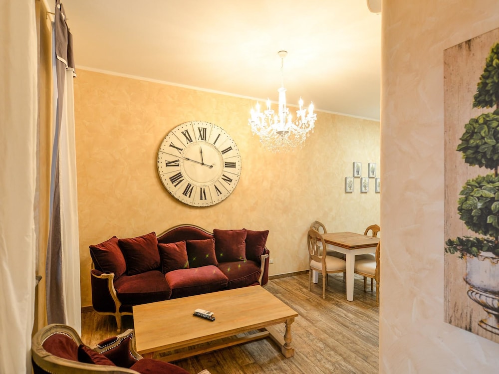 Bacall Apartment