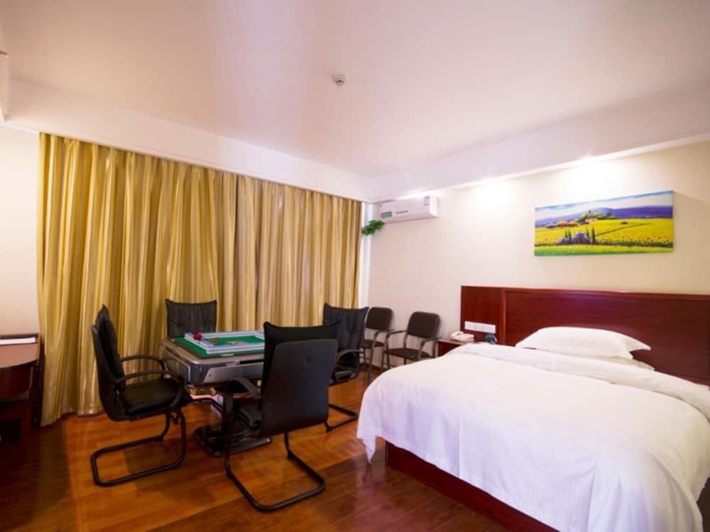 GreenTree Inn LaiBin DaQiao Road YeJin Road Express Hotel
