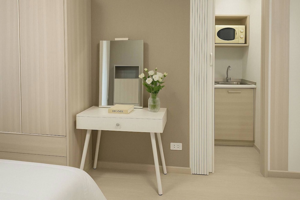 Elio Del Ray Condo Feel Resort Bill Included