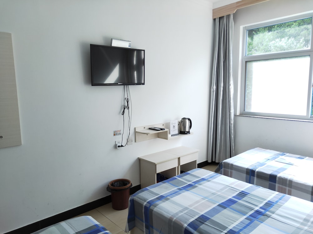 Pingshun Fuya Fengqing Hotel