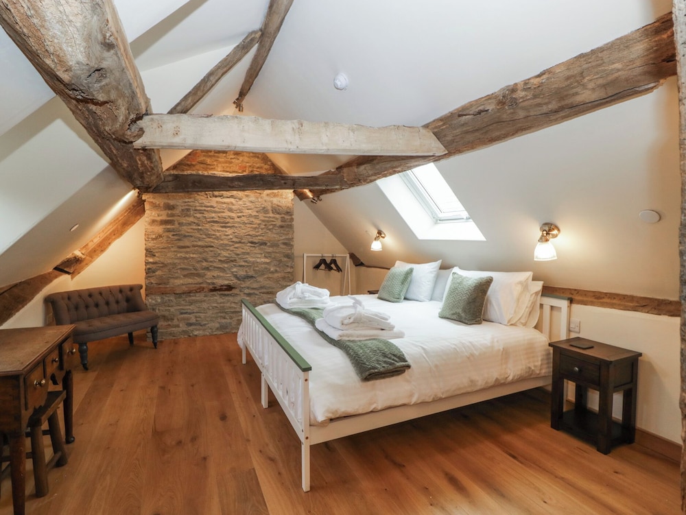 Evenjobb Court Farmhouse