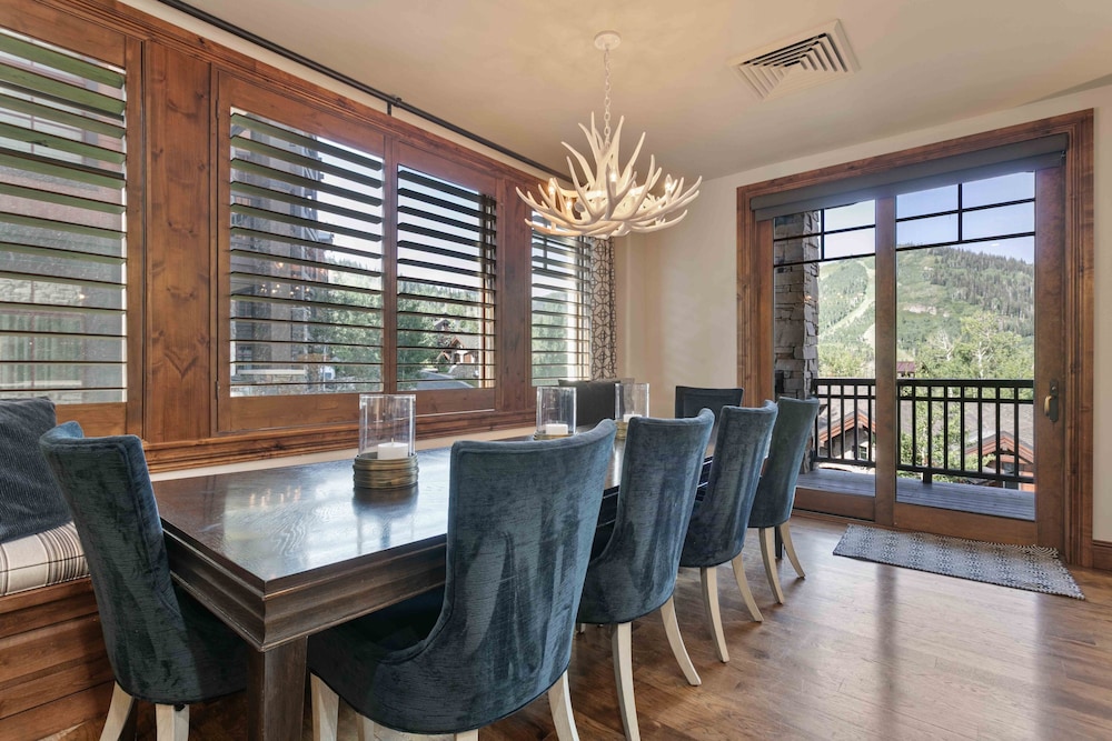 407 - Four Bedroom Silver Strike 4 Condo
