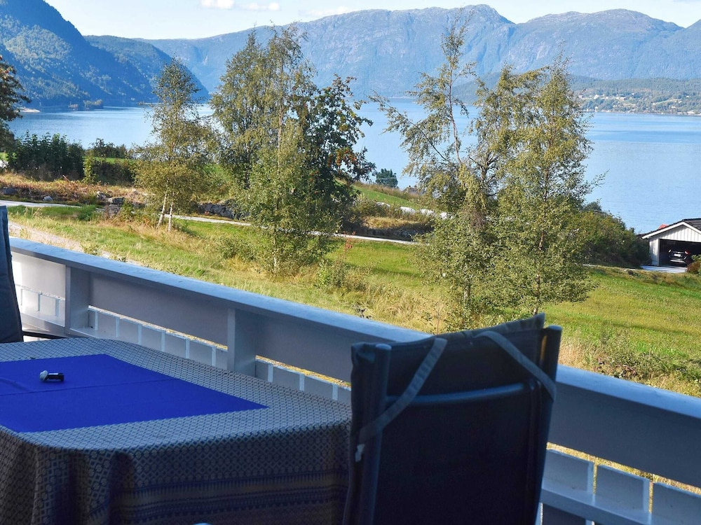 6 Person Holiday Home in Sandane-by Traum