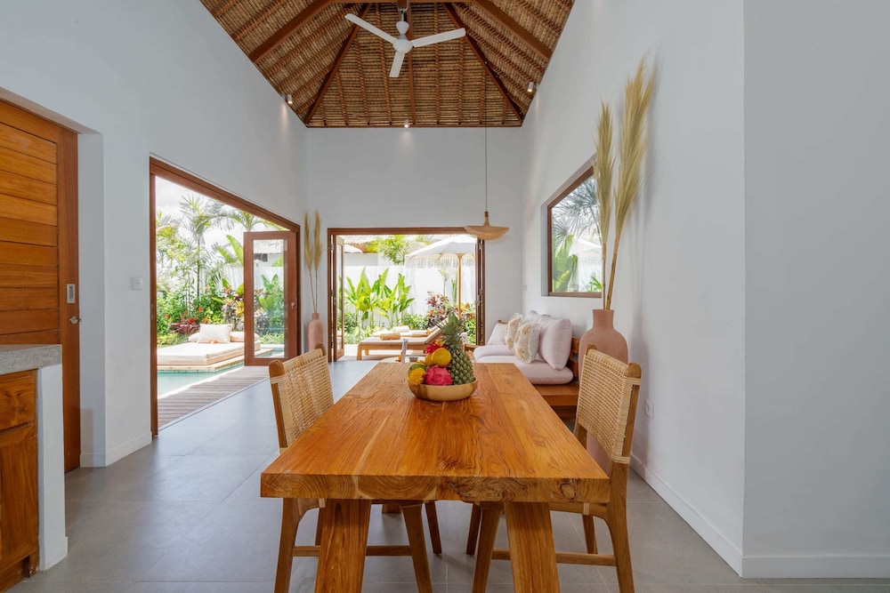 Inchcape Seaside Villas