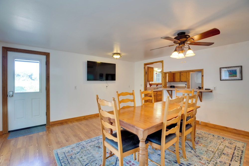 Rural Home Near Event Venue! 26 Mi to Black Canyon