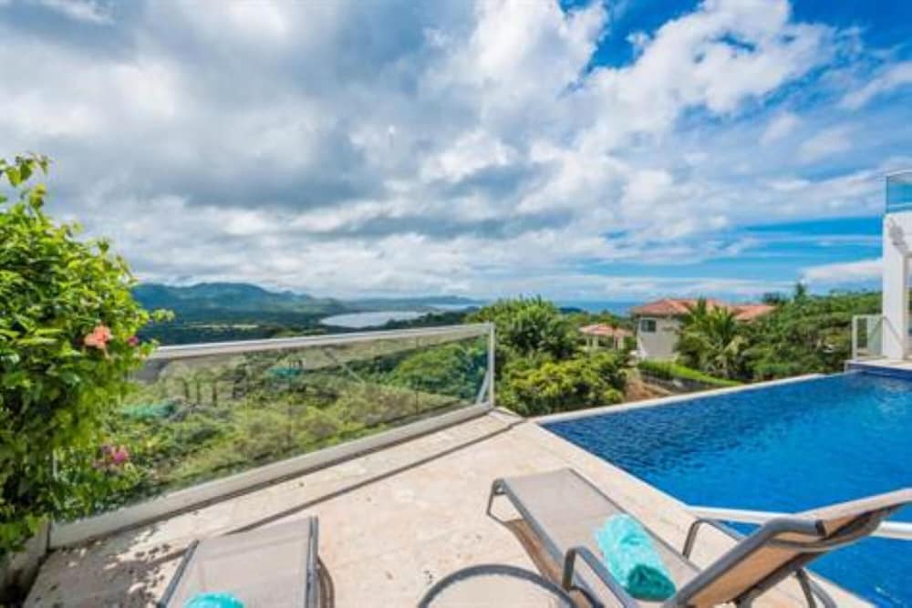 Breathtaking Oceanview Retreat With Infinity Pool in Playa Potrero Villa Blanca