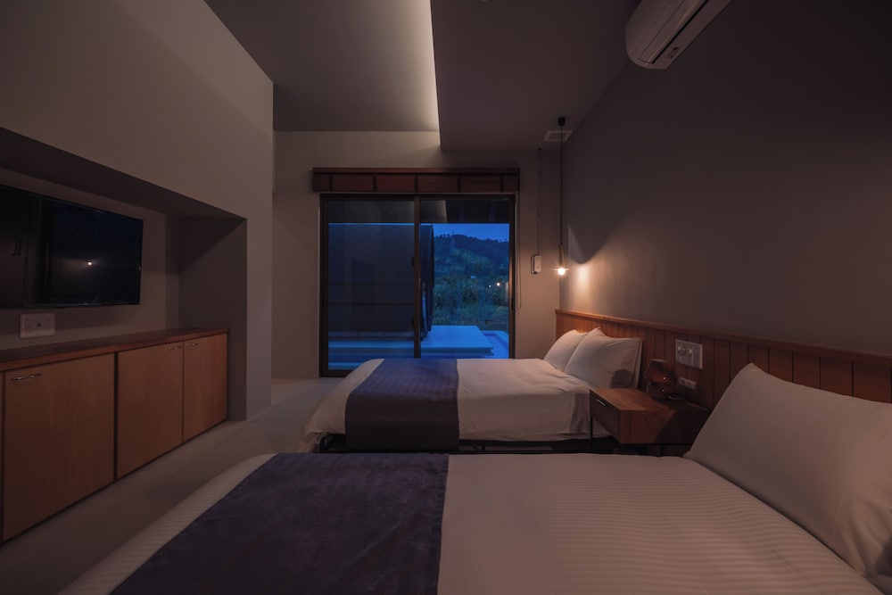 Reflexion Villas GLANZ