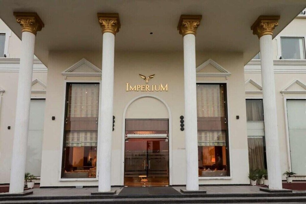 Imperium Resort