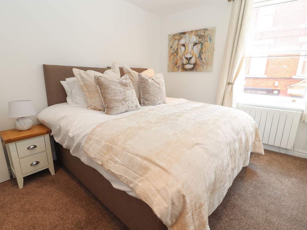 Flat 2