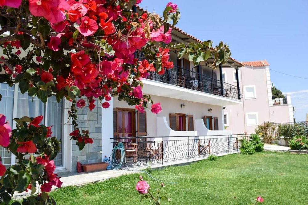 Ostria's House view 3