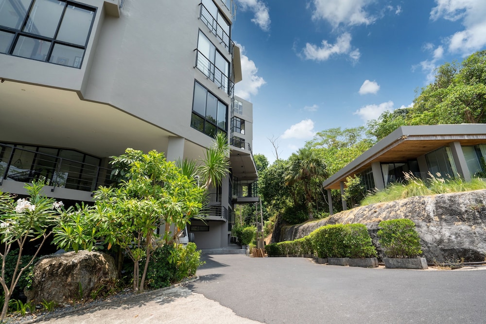 Natural Park View Suite B24 in Kamala view 2