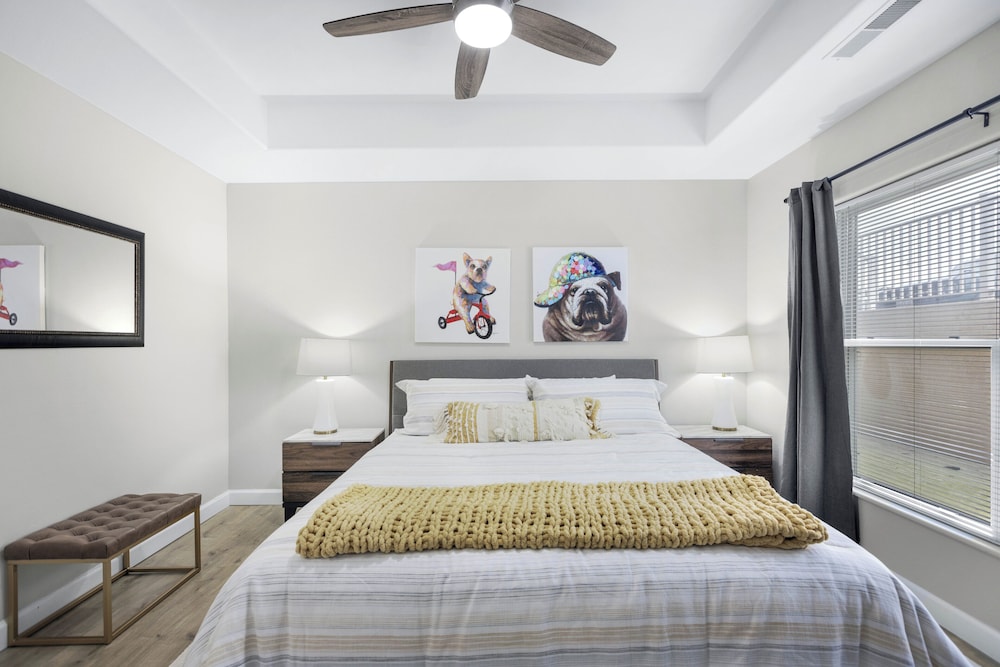 Emerald Bay Oasis Sleeps 6!