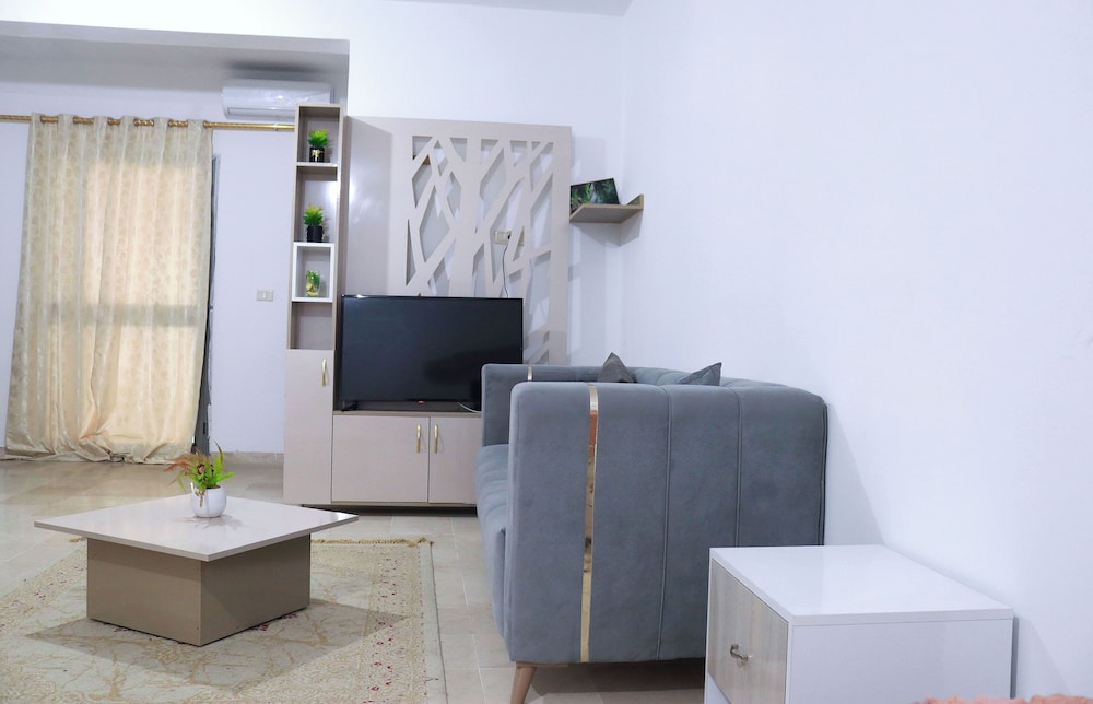 Charming 2-bedroom Apartment in Sidi Bouzid Essafir Residence - A