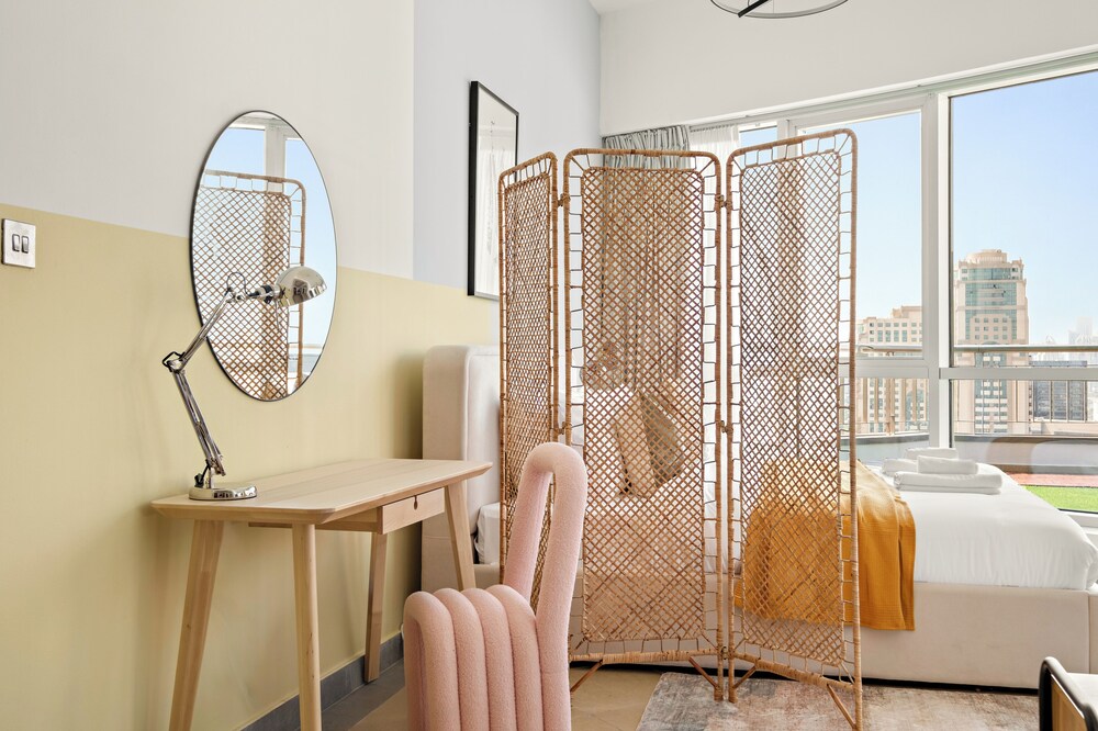 Silkhaus Madison Residency