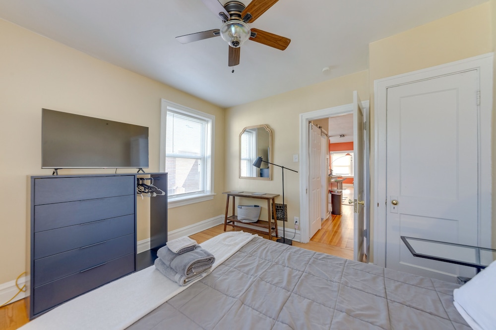 St Louis Vacations - Inviting St Louis Apartment - Great Location! - Property Image 24