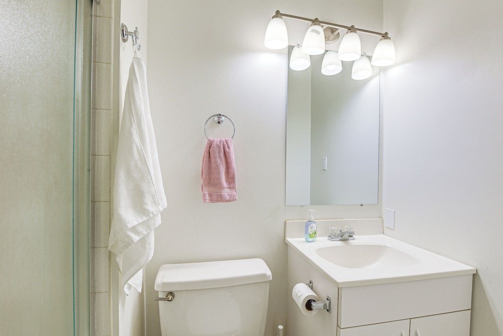 < 25 Mi to Downtown Baltimore & DC: Apt w/ Patio