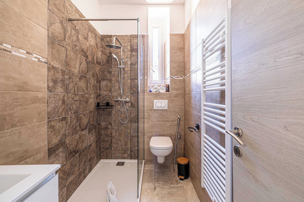 Nice Apartment With a/c - 1bd/4p - Heart of Cannes