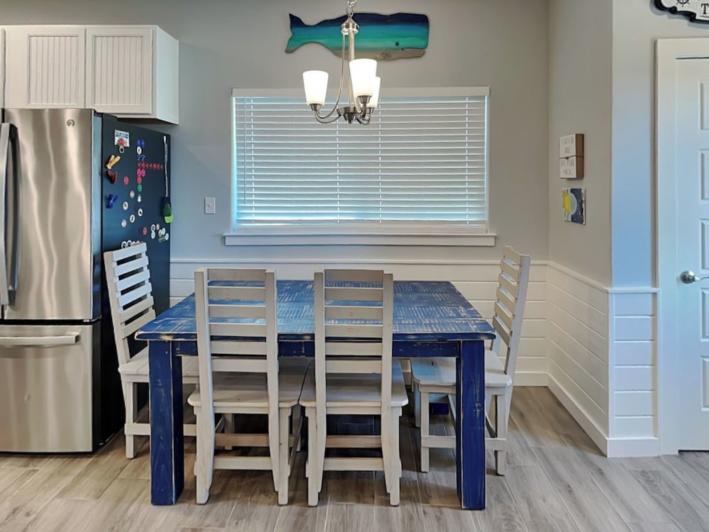 Port A's Flip Flops & Pop Tops by Silver Sands Vacation Rentals