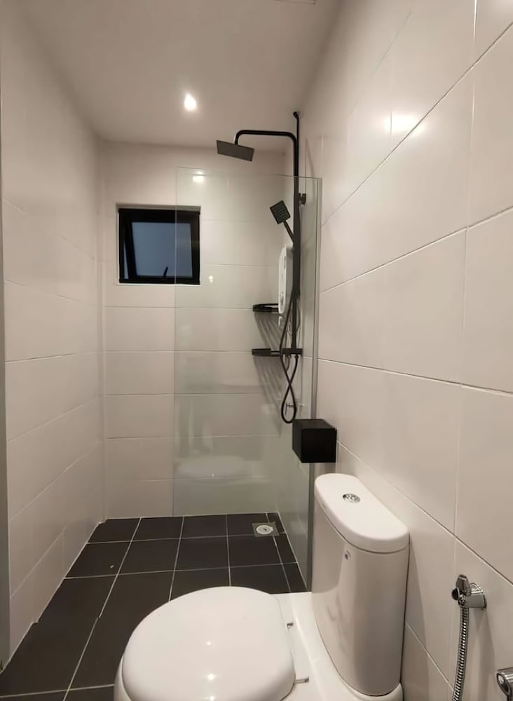 M Suite Menjalara Free Gym Pool