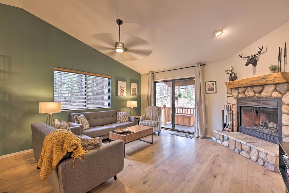 Pet-friendly Show Low Cabin w/ Trail Access!