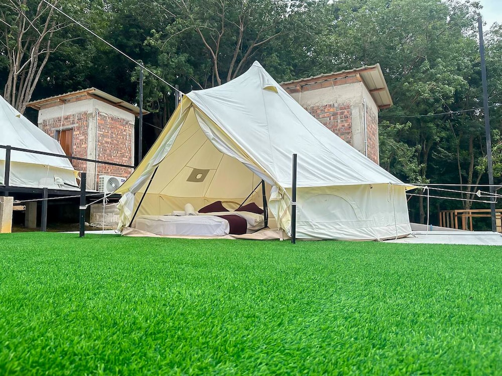 DNAMIE GLAMPING - LUX TENT
